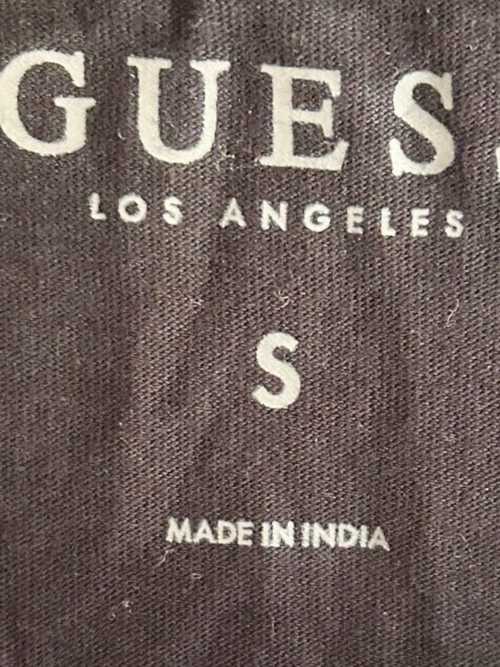 NWT Guess Los Angeles logo black gold V-neck short sleeves graphic T-shirt Sz S - Picture 6 of 6